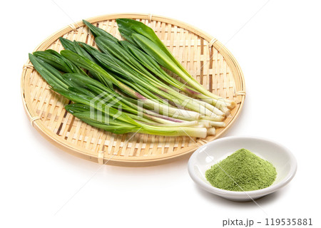 ギョウジャニンニクと粉末にした健康食品 119535881