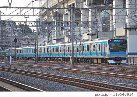 東北本線 赤羽ー尾久 JR東日本 E233系0番台 105編成(浦和) 東北本線 赤羽ー尾久 JR東日本 E233系0番台 105編成(浦和) 119540914