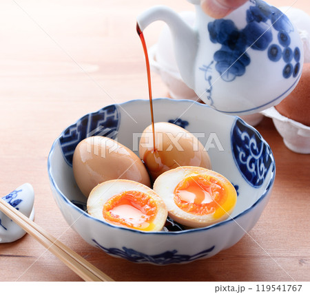 煮卵 （ 味付け玉子 ） 119541767