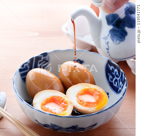 煮卵 （ 味付け玉子 ） 119541771