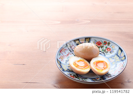 煮卵 ( 味付け玉子 ) 煮卵 ( 味付け玉子 ) 119541782