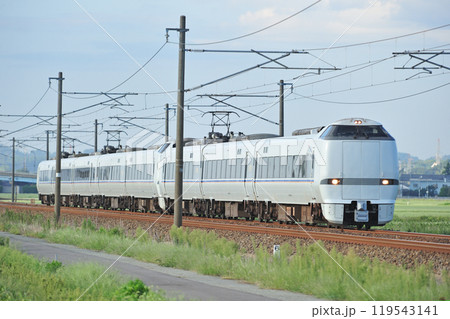 北陸本線 芦原温泉-丸岡 JR西日本 683系 S27編成(金沢) しらさぎ 北陸本線 芦原温泉-丸岡 JR西日本 683系 S27編成(金沢) しらさぎ 119543141