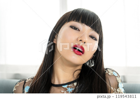 魅惑的な日本人女性 119543811