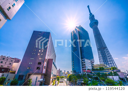 日本の東京都市景観 押上駅や東京スカイツリー、ソラマチなどを望む=6日 日本の東京都市景観 押上駅や東京スカイツリー、ソラマチなどを望む=6日 119544120
