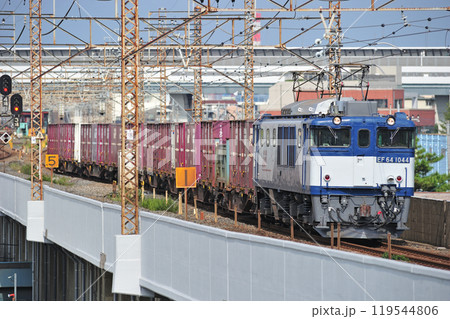 武蔵野線　西浦和－北朝霞　JR貨物　EF64-1044（愛知） 119544806