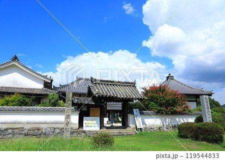 川原寺跡 弘福寺 山門と本堂 川原寺跡 弘福寺 山門と本堂 119544833