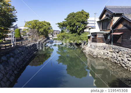 桑名城のお濠 119545308