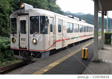 京都丹後鉄道と由良川 119546629