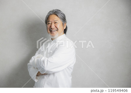 グレイヘアのシェフ　 119549406