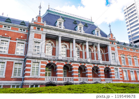ネオバロック様式で明治時代に建てられた法務省旧本館(東京都千代田区) ネオバロック様式で明治時代に建てられた法務省旧本館(東京都千代田区) 119549678