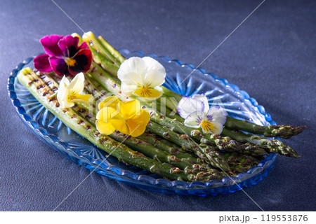 Bunch of green asparagus 119553876