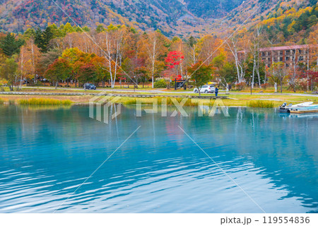 秋の湯ノ湖 秋の湯ノ湖 119554836