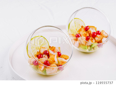Fresh citrus shrimp ceviche in glass bowls 119555737