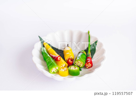 カットした唐辛子 119557507