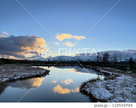 晩秋の大雪山沼ノ原にて 119559704