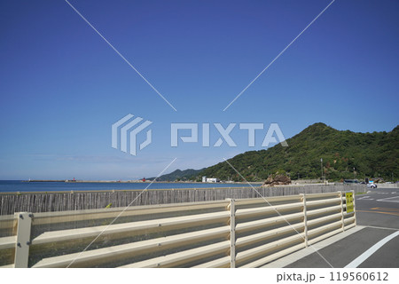 日本の島根県出雲市の稲佐の浜 日本の島根県出雲市の稲佐の浜 119560612
