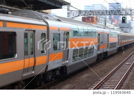 ［JC］中央快速線E233系電車：普通列車グリーン車両 119563640