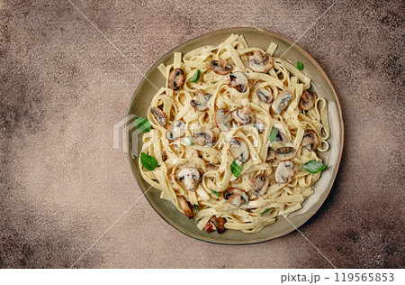 fettuccine with champignons, basil, in cream sauce, homemade, no people, 119565853