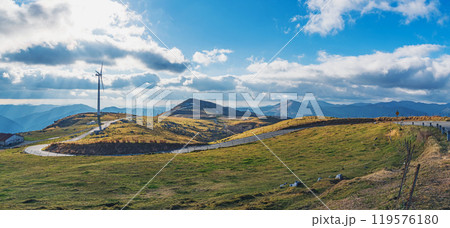 四国カルストの風景 119576180