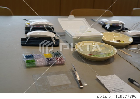 仙厳園と伝統工芸品 薩摩焼絵付け体験 仙厳園と伝統工芸品 薩摩焼絵付け体験 119577896