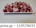 豚バラ肉のサイコロカット後 119578035
