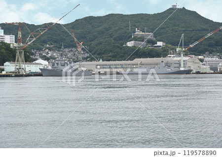 長崎港　三菱重工業長崎造船所立神工場　護衛艦　長崎市 119578890