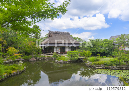 奈良の名勝庭園 依水園 三秀亭 奈良の名勝庭園 依水園 三秀亭 119579812