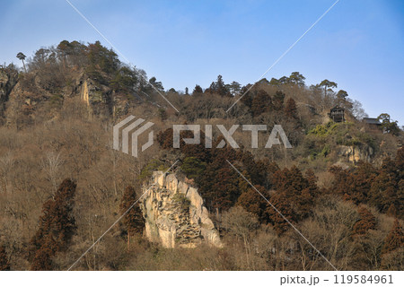 山形県 JR仙山線山寺駅より山寺全景を望む 山形県 JR仙山線山寺駅より山寺全景を望む 119584961