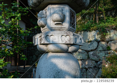 会勝寺の石灯籠 119589239