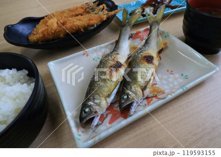 アユの塩焼き　天然アユの塩焼き 119593155