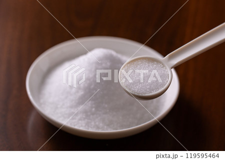 小さじ1杯の塩 119595464