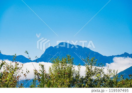 初秋の甲斐駒ヶ岳 119597495