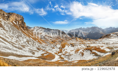 Fabulous view of Grossglockner High Alpine Road at autumn. 119602978