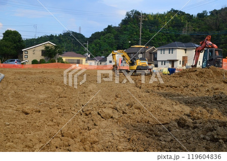 東京郊外の住宅地工事現場　八王子市 119604836