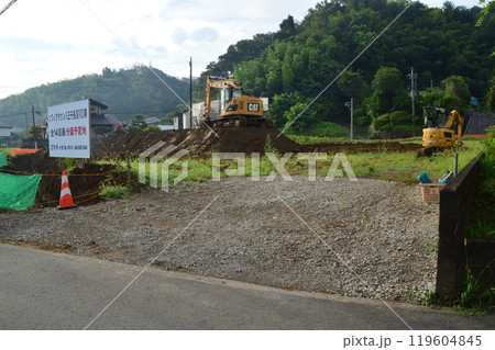 東京郊外の住宅地工事現場 八王子市 東京郊外の住宅地工事現場 八王子市 119604845