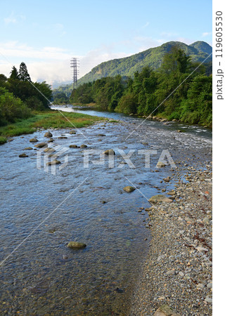 初秋の利根川風景 上牧夢のブリッジから下流の眺め 初秋の利根川風景 上牧夢のブリッジから下流の眺め 119605530