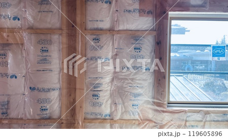 快適な住環境を実現するために必要な新築戸建て住宅の断熱材 119605896