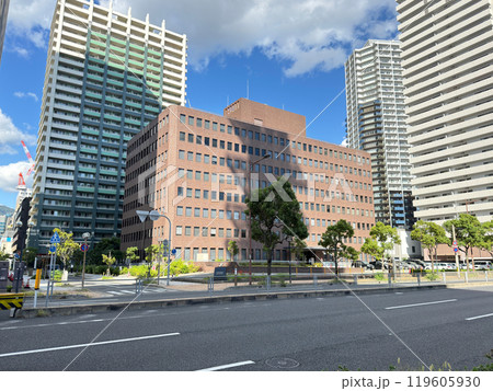 神戸地方合同庁舎(神戸市中央区。大阪出入国在留管理局神戸支局、近畿経済産業局神戸通商事務所など) 神戸地方合同庁舎(神戸市中央区。大阪出入国在留管理局神戸支局、近畿経済産業局神戸通商事務所など) 119605930