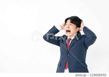 ビジネスマン　20代男性　ヤバイ 119606850