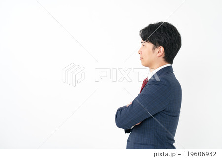ビジネスマン 20代男性 横顔 ビジネスマン 20代男性 横顔 119606932