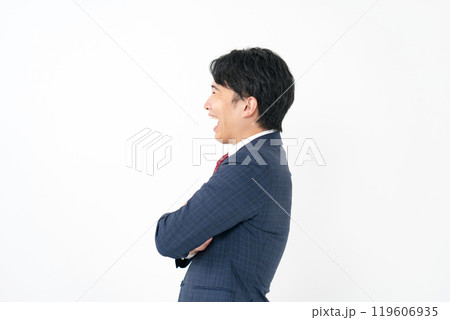 ビジネスマン　20代男性　横顔 119606935