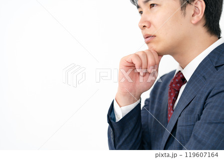 ビジネスマン 20代男性 思考 ビジネスマン 20代男性 思考 119607164