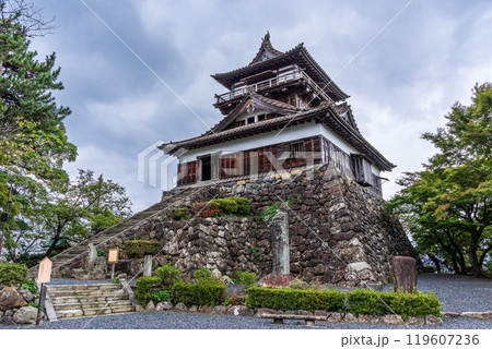 福井県坂井市 日本100名城 丸岡城 119607236