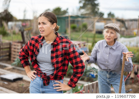 Conflict between female neighbors in country farm 119607700