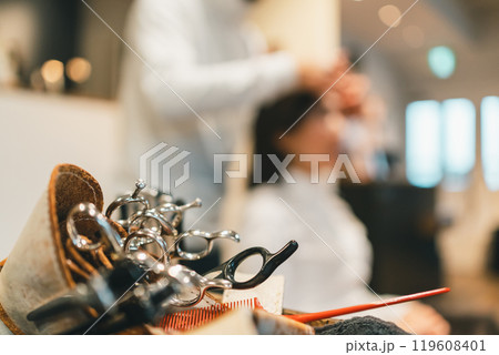 beauty parlor 119608401