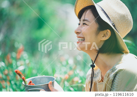 ストロベリーキャンドルのお花摘み ストロベリーキャンドルのお花摘み 119611610
