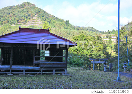 子持神社 神楽殿 みなかみ町上牧 県指定重要文化財 子持神社 神楽殿 みなかみ町上牧 県指定重要文化財 119611966