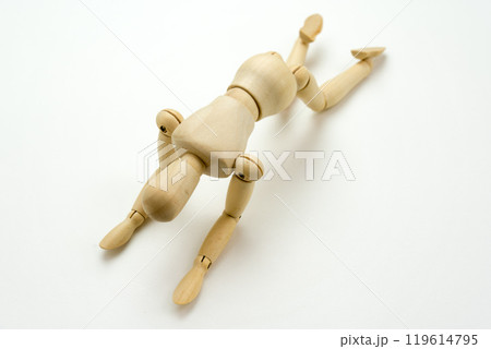 デッサン人形　挫折する人 119614795