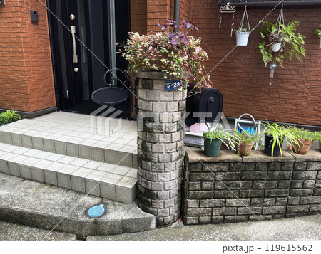 entrance to a Japanese private house, Japanese architecture and design 119615562