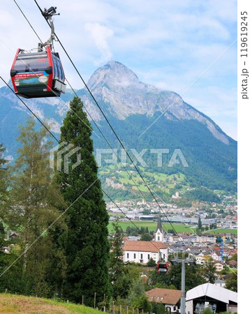 スイス、 ヴァングス Wangs　ピッツォールのロープウェイ 119619245